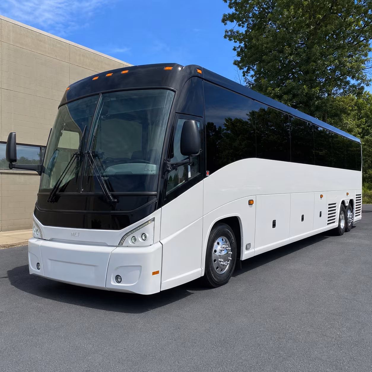 charter buses and party buses for st charles oktoberfest and main street festivals