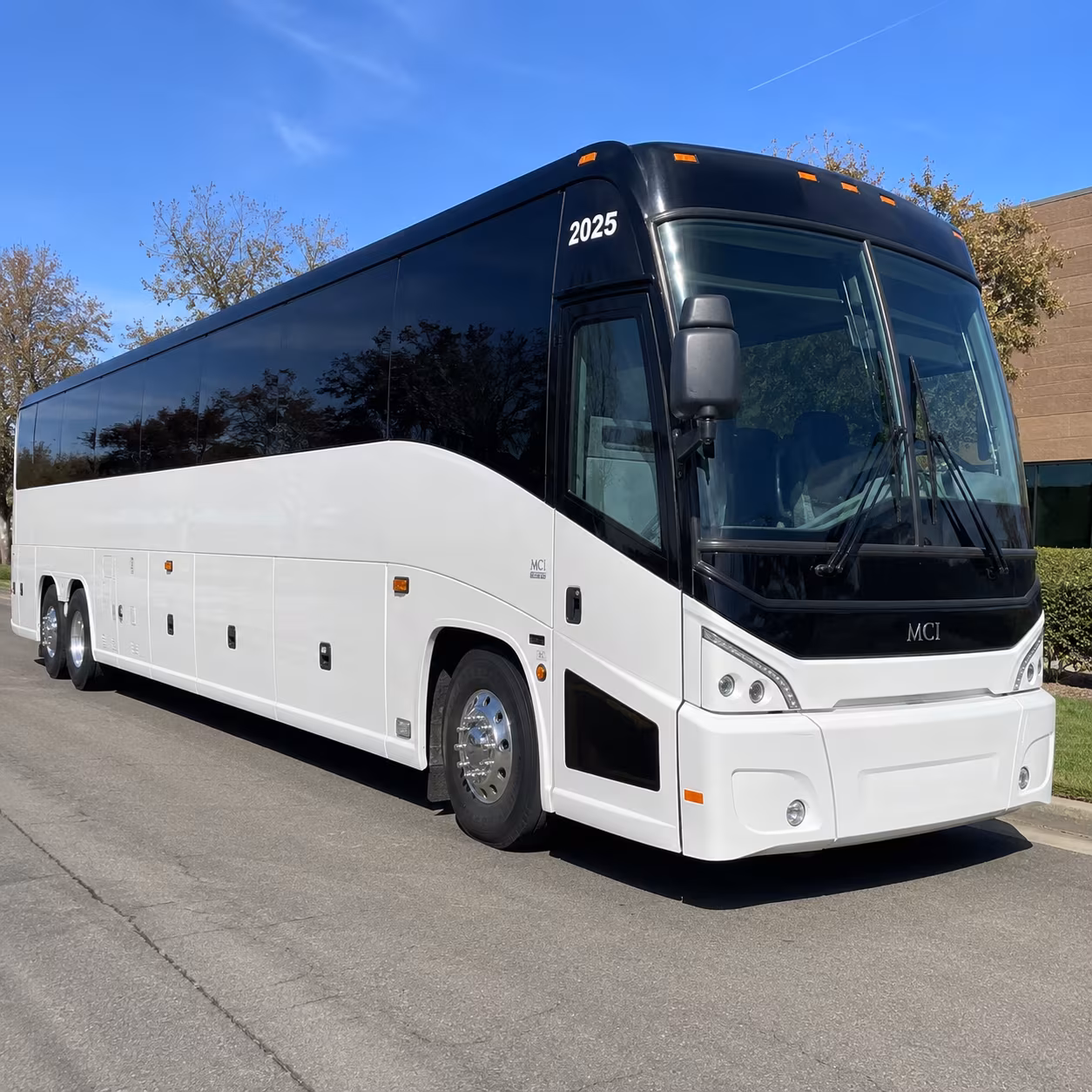 group shuttles to family arena concerts and lindenwood university events